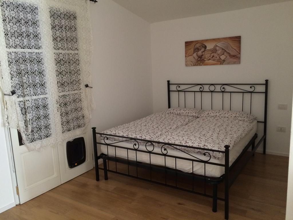 Casina Rosa Appartement Certaldo Kamer foto